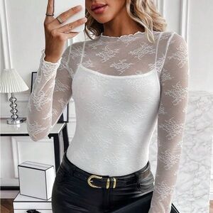 NWOT White Lace Crop Top
